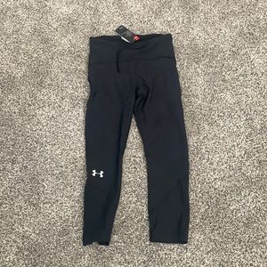 Under Armour Women’s Capri Leggings!!!